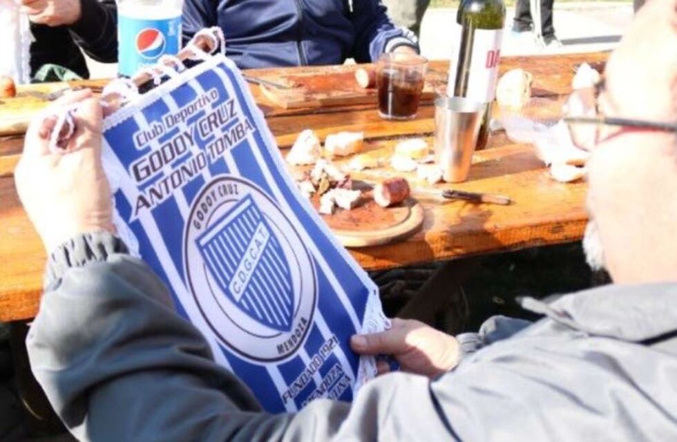 Conmovedor homenaje de Godoy Cruz a los héroes de Malvinas