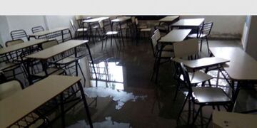 Por un fuerte temporal, se inundó una escuela en San Juan\u002E