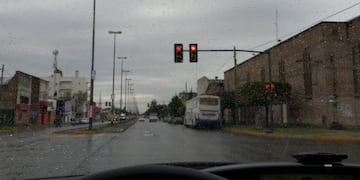 Madrugada pasada por agua en Rosario\u002E (@luciano434)