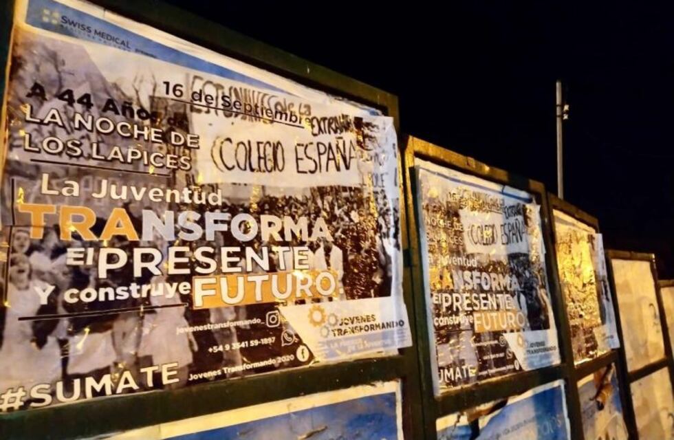 "Noche de los Lápices": localidades de Punilla amanecieron empapeladas en su memoria