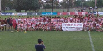 El conmovedor gesto de los chicos del Jockey y Palermo Bajo con un compañerito\u002E