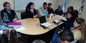 Abordaron la inclusión de saberes del campo ambiental en los nuevos diseños curriculares para los niveles inicial y secundario