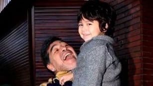 Diego Maradona y Dieguito Fernando.