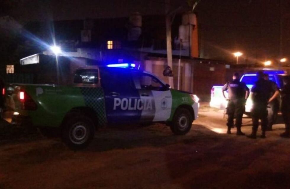 Golpearon a una embarazada y balearon a la madre para robarle el auto