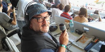 El proyecto de modificación de ley es para que las cabinas de transmisión lleven el nombre del inolvidable Turco\u002E