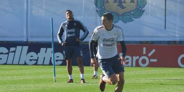 La Selección nacional comenzó a entrenar para el duelo clave con Perú\u002E