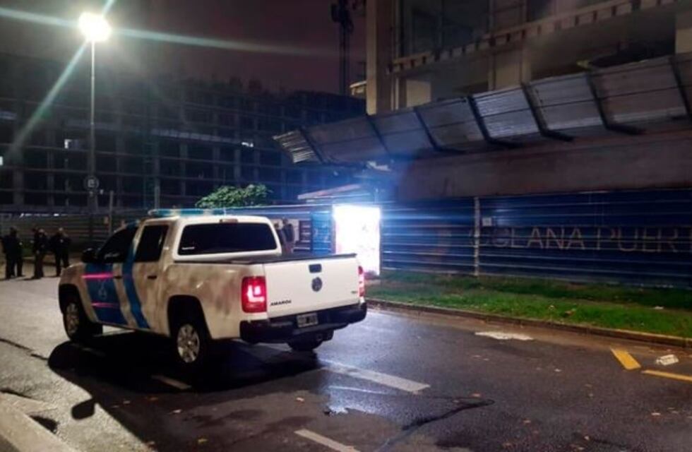 Puerto Madero: intento de robo, persecución y delincuentes escondidos en una obra en construcción