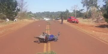 Misiones: un motociclista falleció en Andresito al chocar contra un auto\u002E (Policía de Misiones)