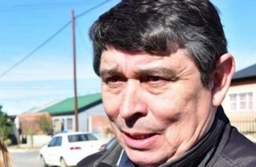 El exintendente de Gobernador Gregores, Carlos Ziehlke, dijo que Massa debería expulsar al diputado Juan Vázquez