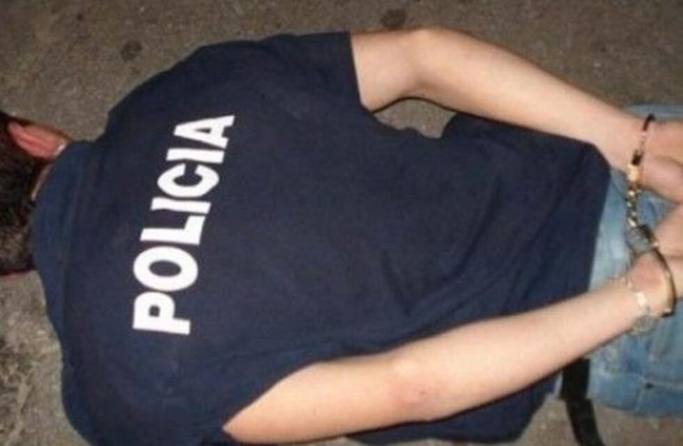 Detuvieron a un policía por golpear y amenazar a su expareja