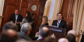 Valdés anunció el programa de Compensación de Obras para Municipios\u002E (Foto: Gobierno de Corrientes)