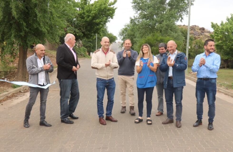 Seis escuelas de Carlos Paz ya cuentan con accesos totalmente adoquinados