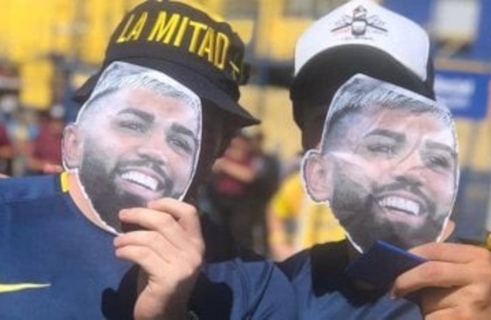 Hinchas de Boca llevaron camisetas de Flamengo y ovacionaron a "Gabigol" en la Bombonera