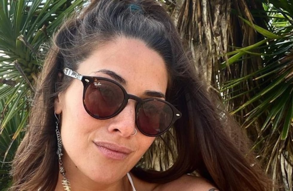 Ivana Nadal posó sin corpiño para anunciar su plan para alcanzar los dos millones de seguidores