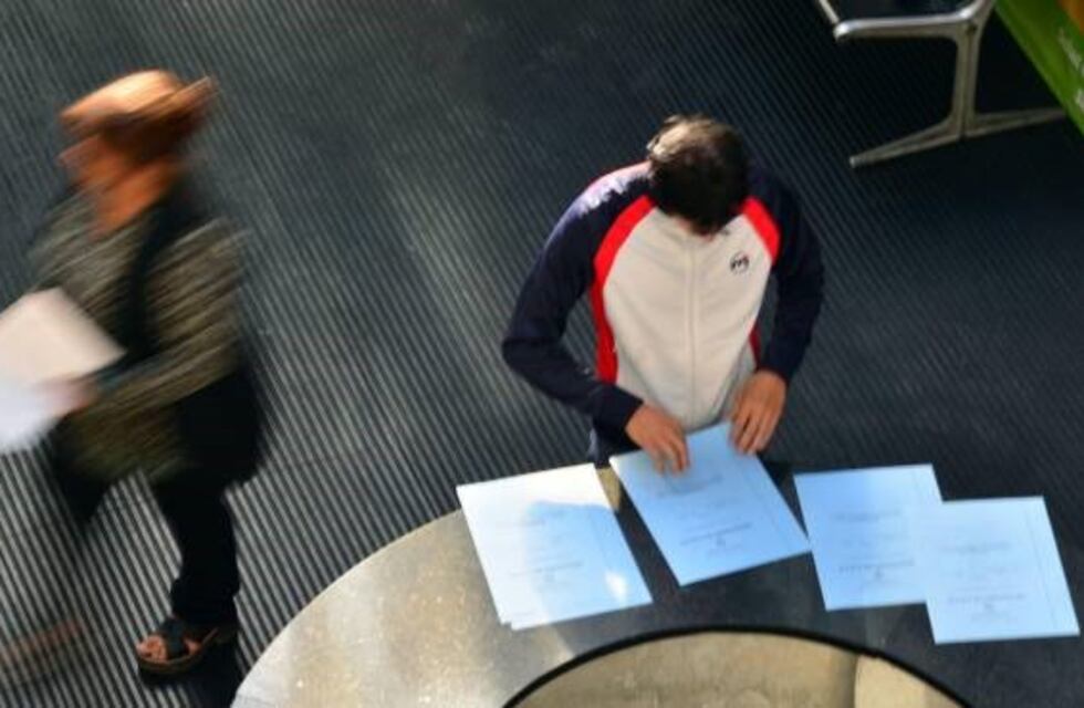 Se dieron a conocer los límites de los descuentos que tienen los empleados estatales en Río Negro