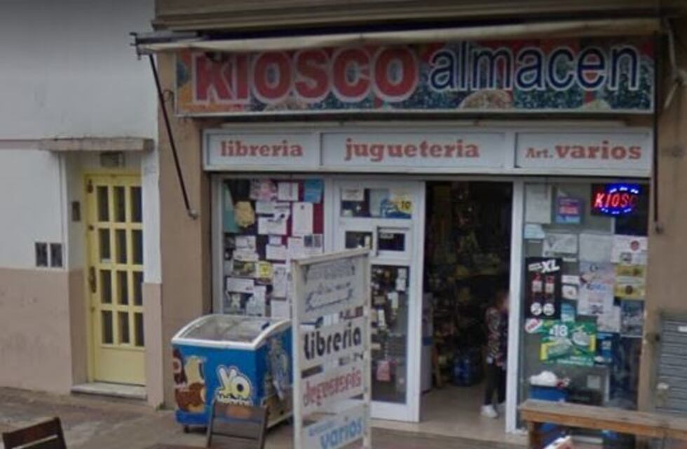 Video: un comerciante platense golpeó a un ladrón que intentó robarle