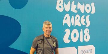 Héctor Bochi Sosa, entrenador de natación\u002E