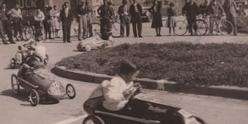 Carrera de autos a pedal, tres arroyos década del 50