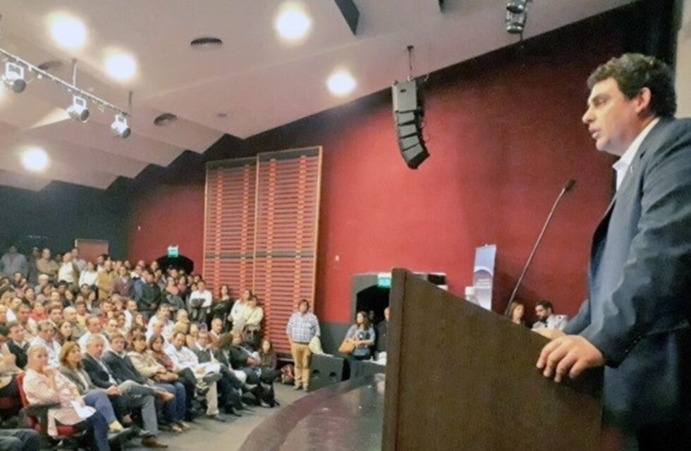 Kerchner: "Portezuelo será la represa más moderna en relación a sistema sísmico"