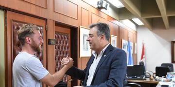 Este martes el intendente Luis Castellano entregó cuatro créditos en el marco del programa \