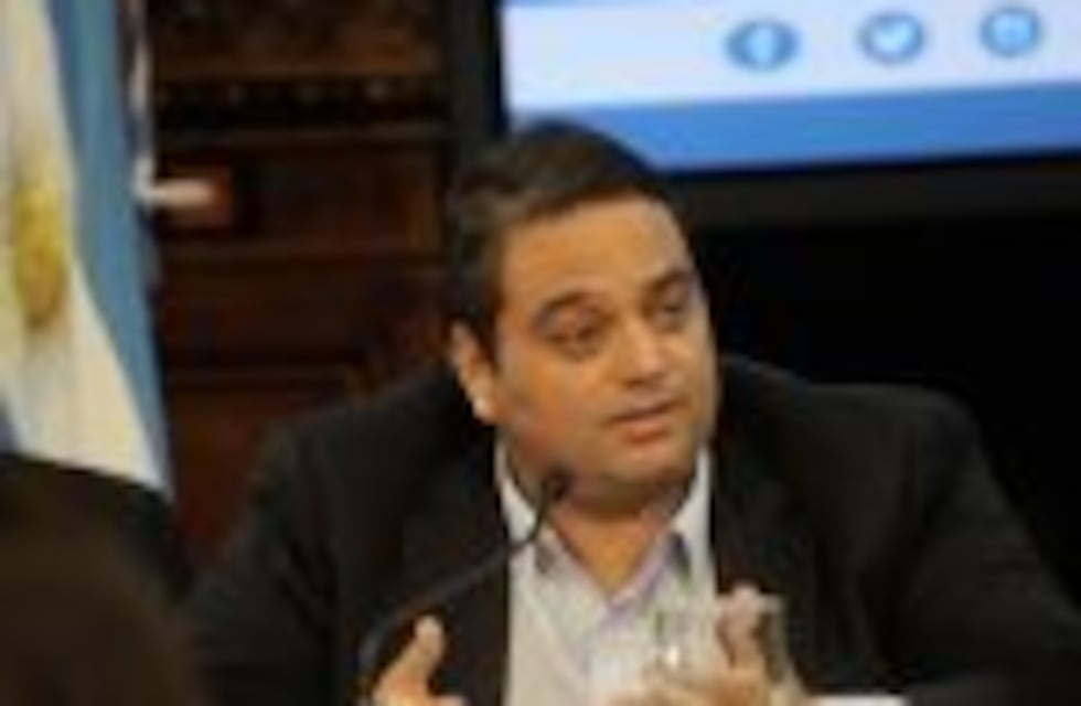 Dietrich y Triaca se reúnen con los gremios del transporte para analizar posibles exenciones a Ganancias