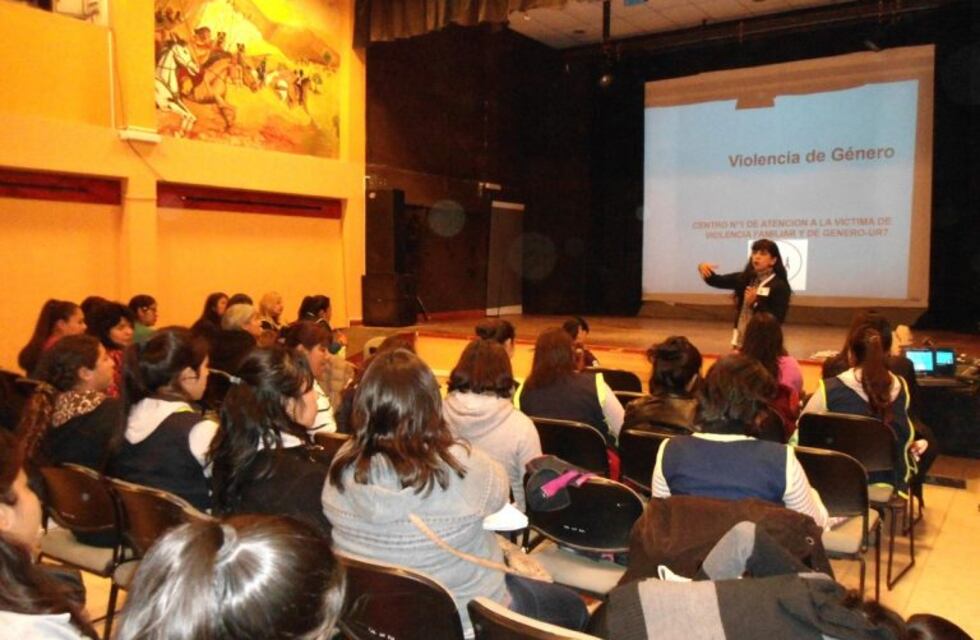 Trabajan para empoderar a las mujeres palpaleñas, dándole voz y apoyo