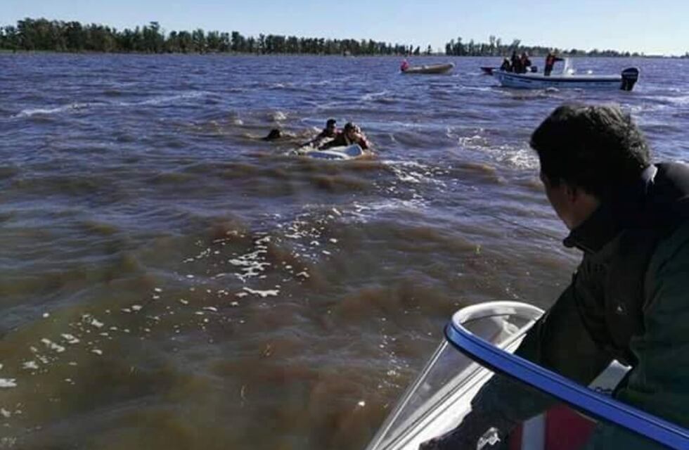 Dejó ahogarse a su sobrino adolescente y ahora lo imputan por abandono de persona