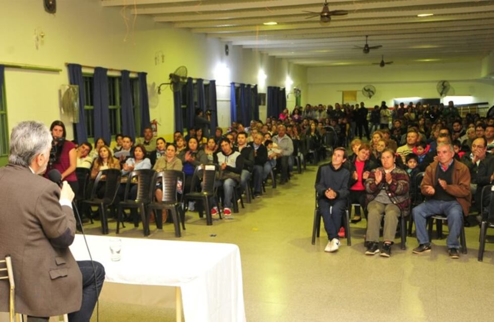 El gobernador de San Luis lanzó el crédito solidario "San Luis te cuida"