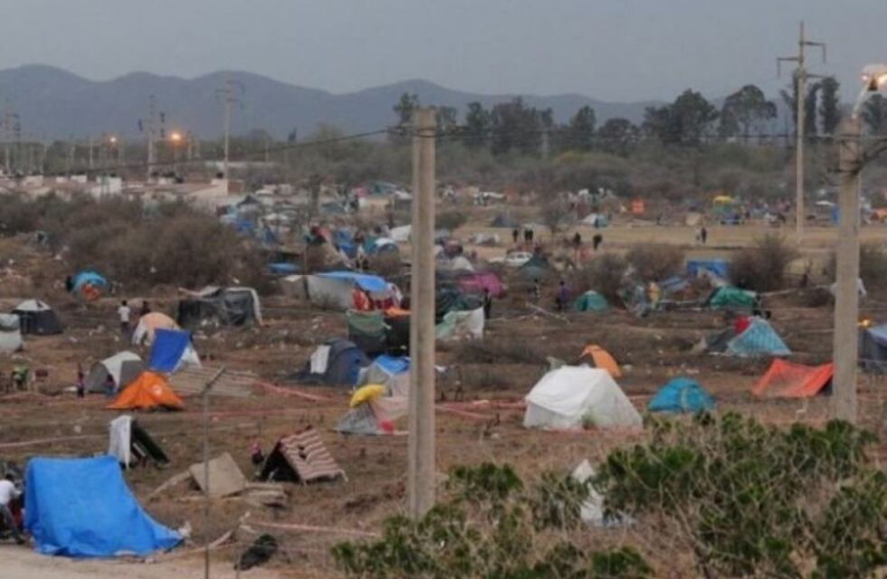 Vecinos asentados en San Calixto sostienen su reclamo por un terreno
