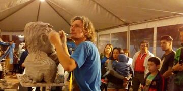 Escultura de Atahualpa Yupanqui\u002E