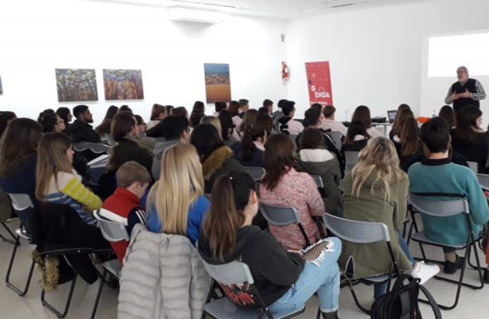 Gran convocatoria en la charla sobre el cambio climático