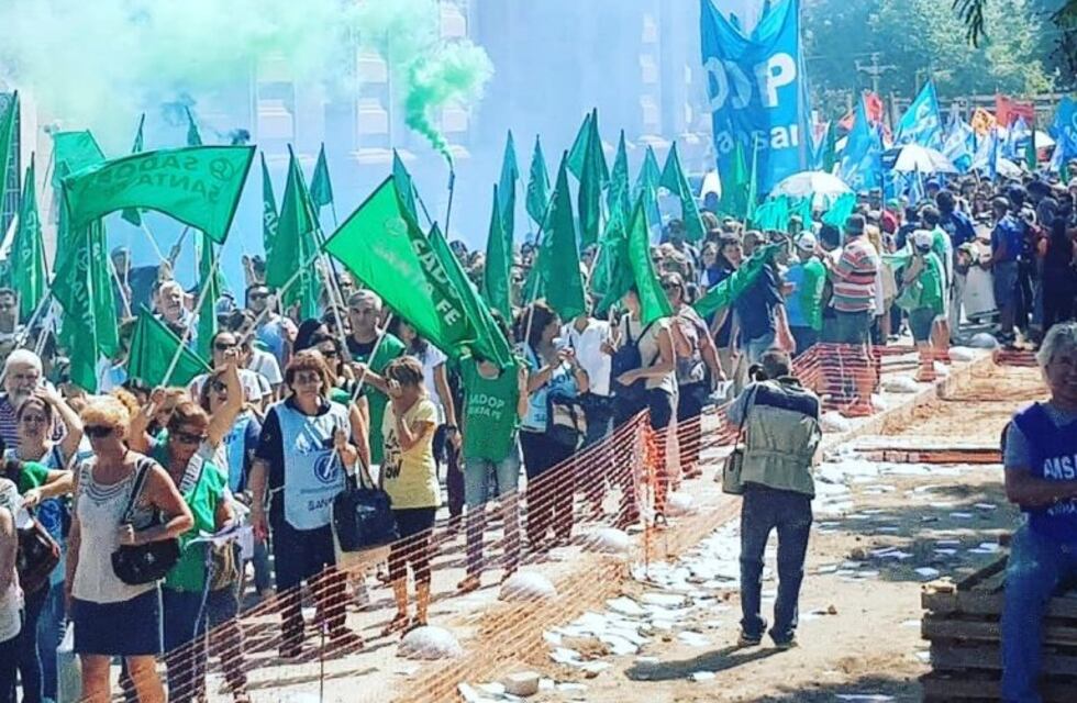 Semana cargada de paros: qué gremios realizarán medidas de fuerza en Rosario