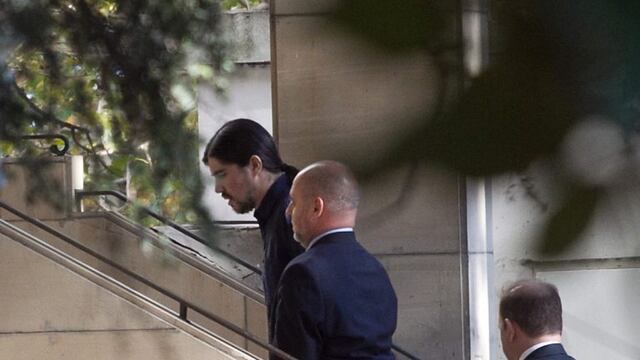 Martín Báez llegando a los tribunales de Comodoro Py (Foto: DYN/ALBERTO RAGGIO)
