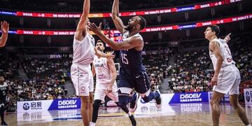 China 2019: Estados Unidos perdió ante Serbia y firma el peor Mundial de su historia\u002E (DEPORTES FIBA)