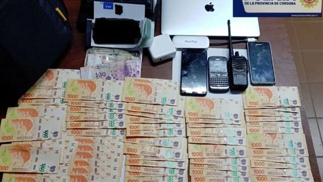 La pareja de San Luis robó el dinero en Achiras y fue detenida en Río Cuarto\u002E