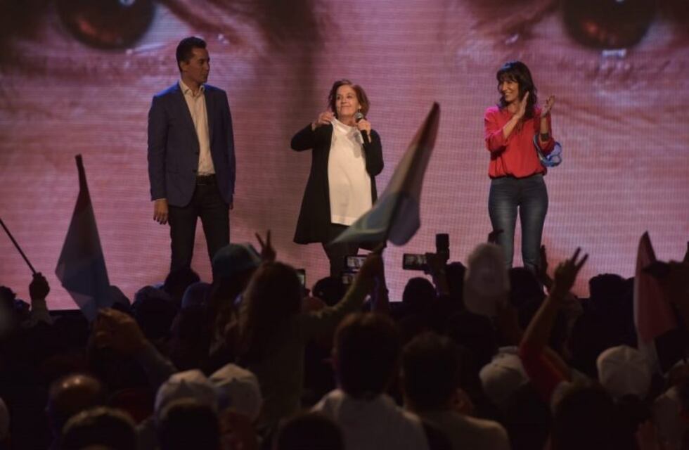 Alejandra Vigo: "Hemos ganado las elecciones, para gobernador e intendente"