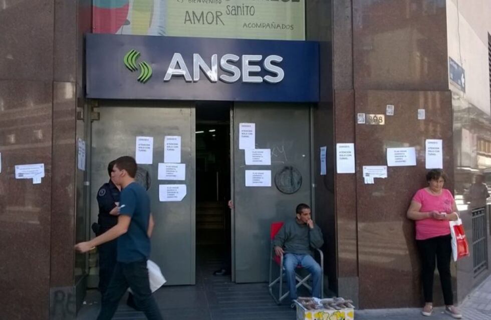 Por un apagón ocurrido antes del fin de semana largo se suspendió la atención en Anses