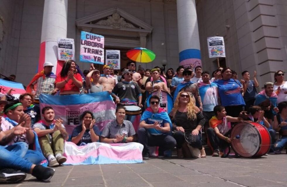Es oficial el cupo laboral para travestis, transexuales y transgénero en el Estado