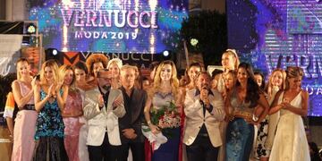 Exitoso desfile solidario de los hermanos Vernucci