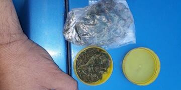 Huevo kinder con marihuana