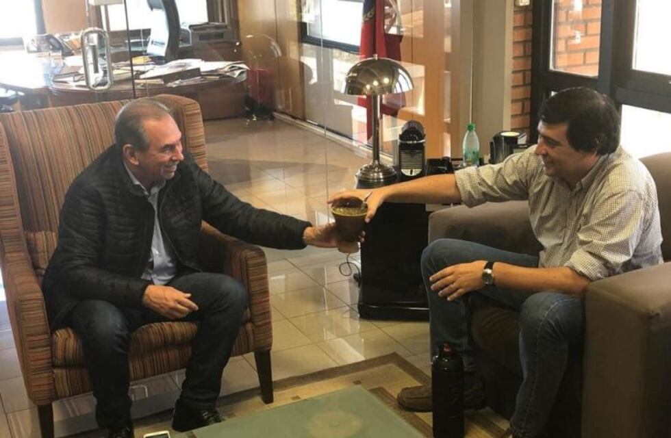 Como caballeros: Losada y Stelatto iniciaron el proceso de transición