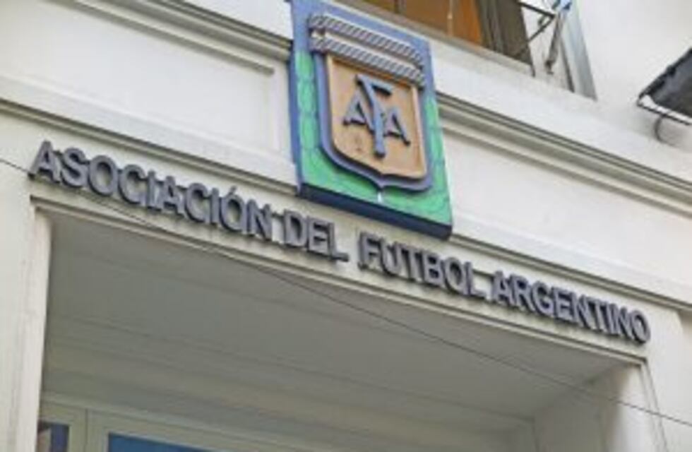 Las elecciones presidenciales de la AFA serían el 28 de abril