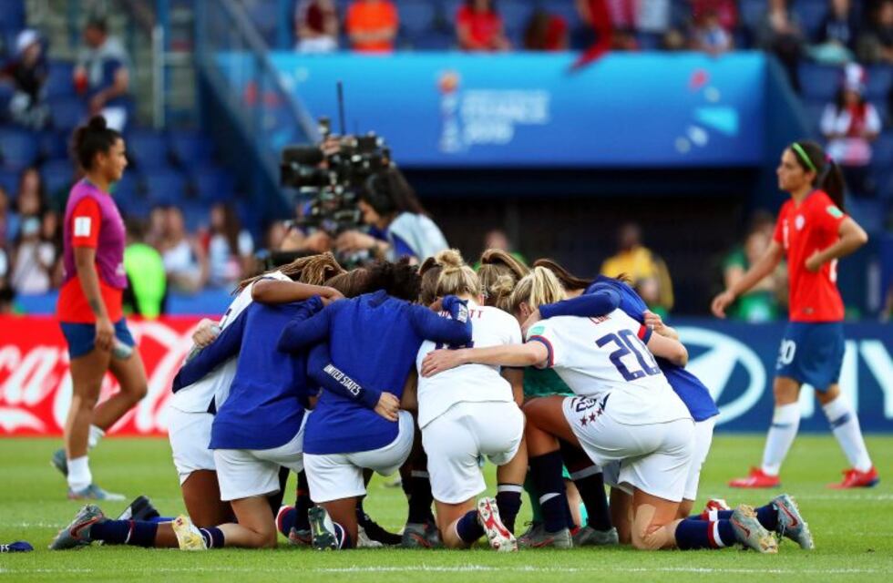 Estados Unidos derrotó 3-0 a Chile y se aseguró un lugar en octavos del Mundial femenino