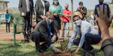 Centenario de Capioví: el gobernador encabezó los festejos y anunció la construcción de una nueva terminal de ómnibus