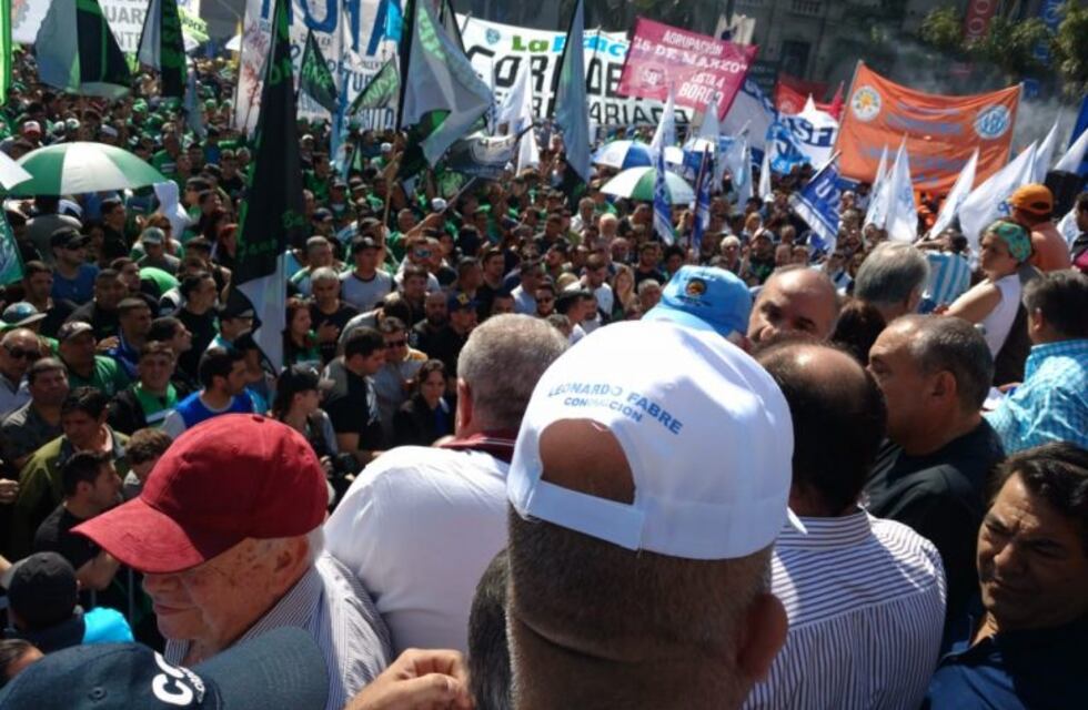Marcha de la CGT: fuerte reclamo de los gremios al Gobierno por el rumbo económico