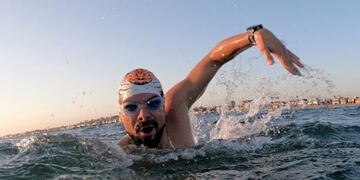 Cruzará nadando el Canal de la Mancha pero espera la autorización\u002E (Web)