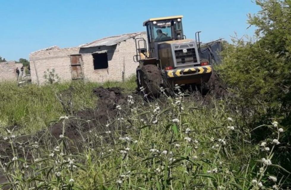 Sáenz Peña: desalojaron a 15 familias y derrumbaron sus hogares