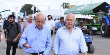 El rosarino está abocado a promover la candidatura presidencial de Roberto Lavagna\u002E (@miguellifschitz)