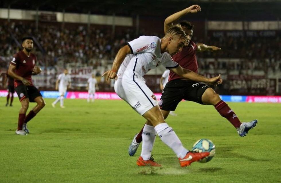 Nadalín salió lesionado y quedó en duda para el próximo partido de Newell's