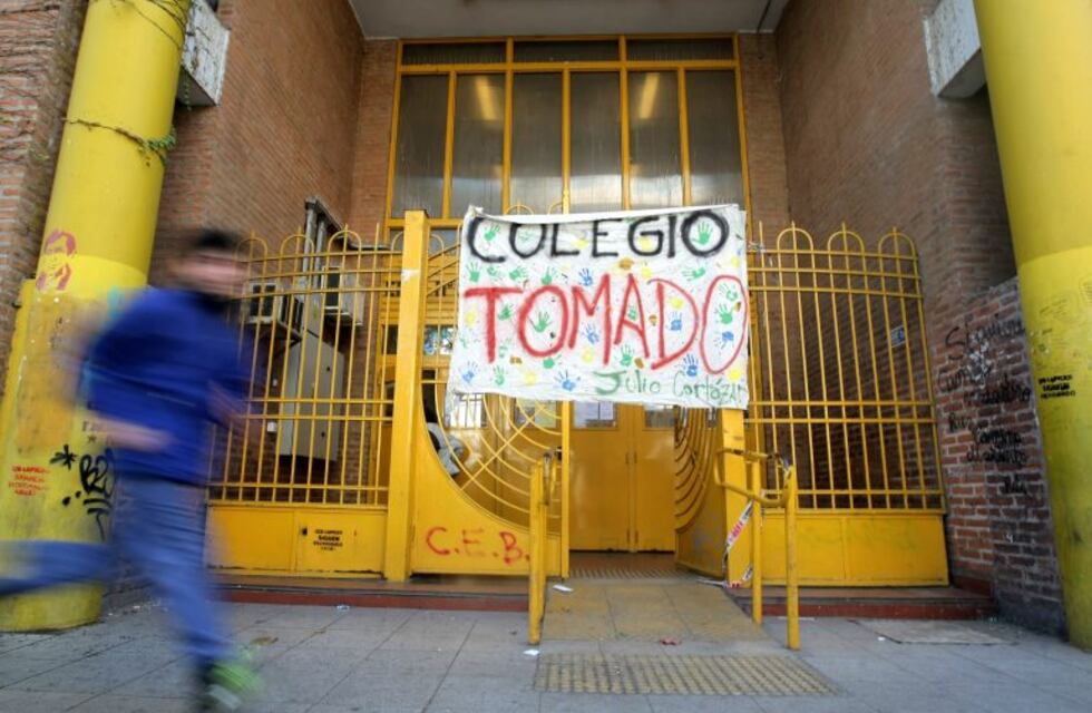 Unas 30 escuelas secundarias siguen tomadas y habrá movilizaciones a Plaza de Mayo
